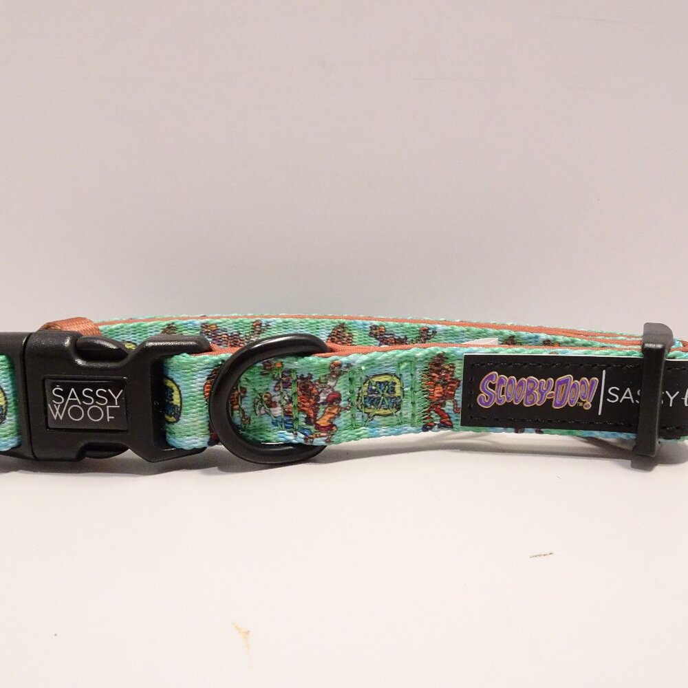 Sassy Woof Scooby Doo Adjustable Collar Size M NEW Green LIKE WOW